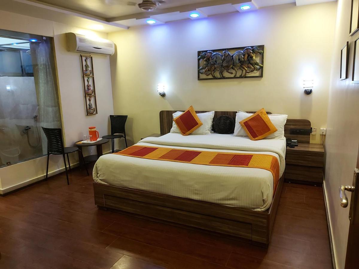 Shaleen Elegance Homestay Nakki Lake 400 Meters Mount Abu Ngoại thất bức ảnh