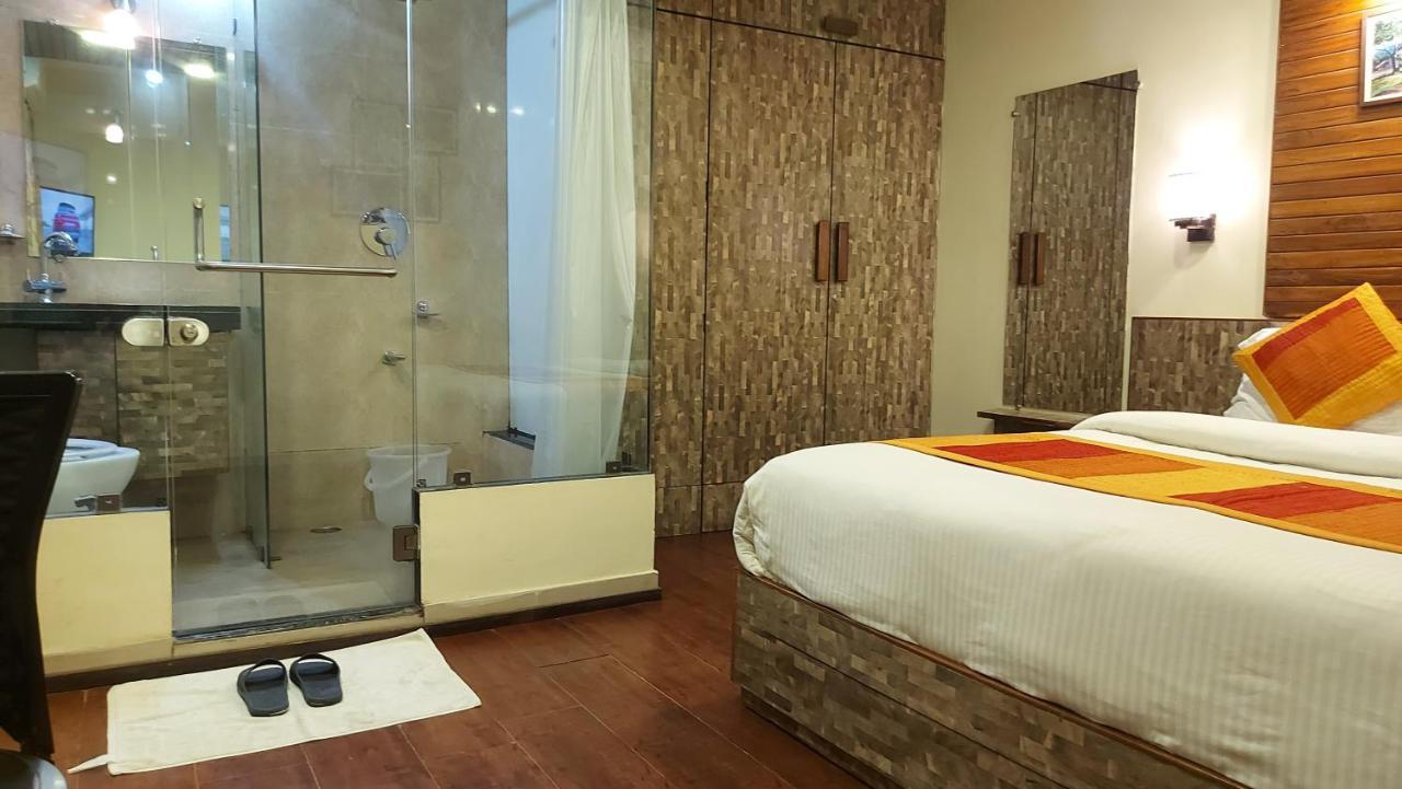 Shaleen Elegance Homestay Nakki Lake 400 Meters Mount Abu Ngoại thất bức ảnh