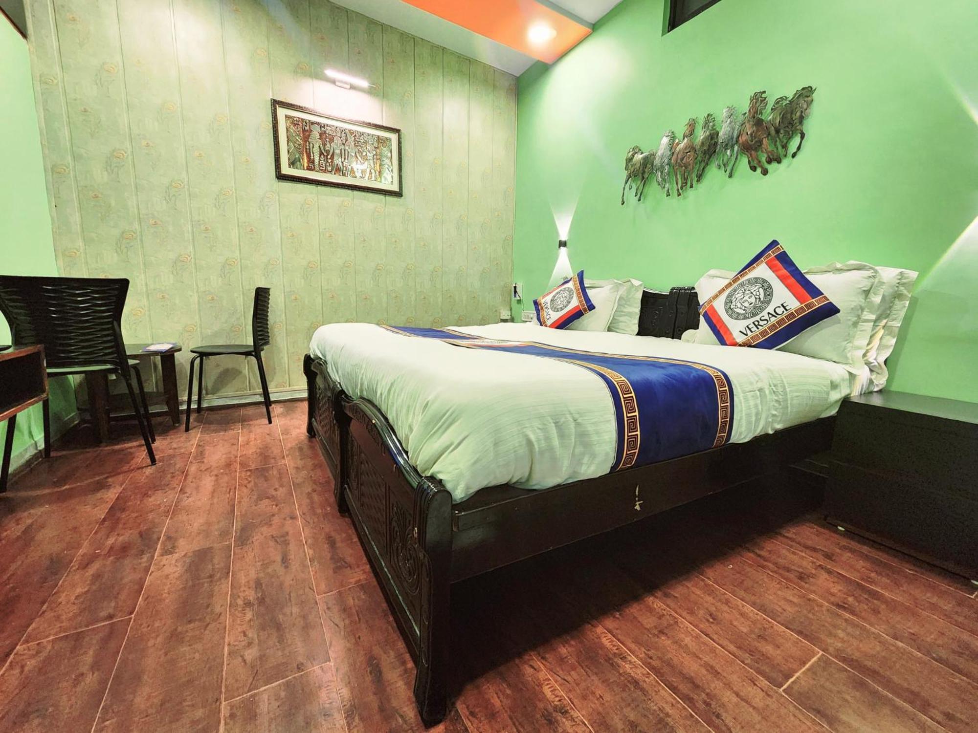Shaleen Elegance Homestay Nakki Lake 400 Meters Mount Abu Ngoại thất bức ảnh