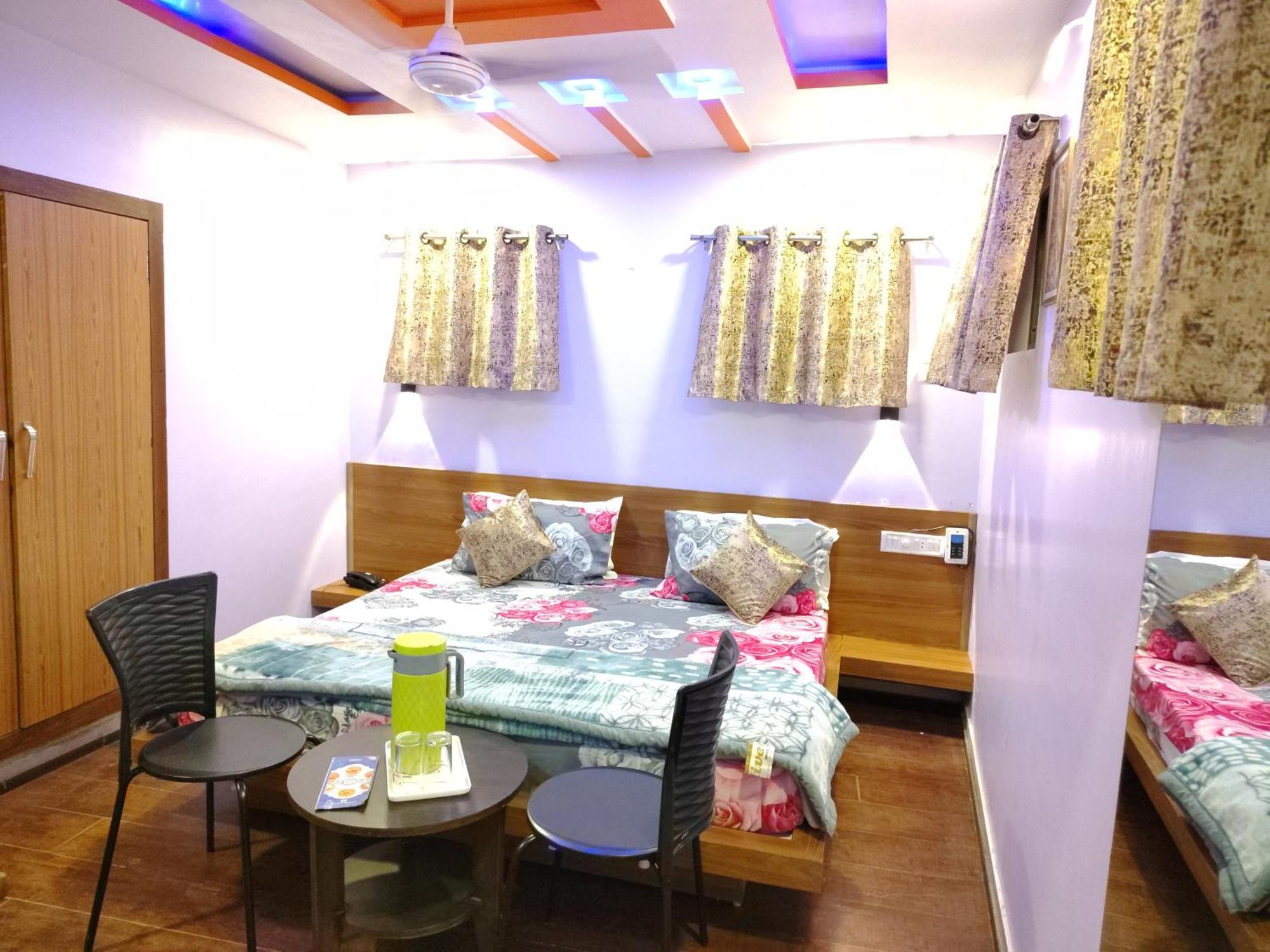 Shaleen Elegance Homestay Nakki Lake 400 Meters Mount Abu Ngoại thất bức ảnh