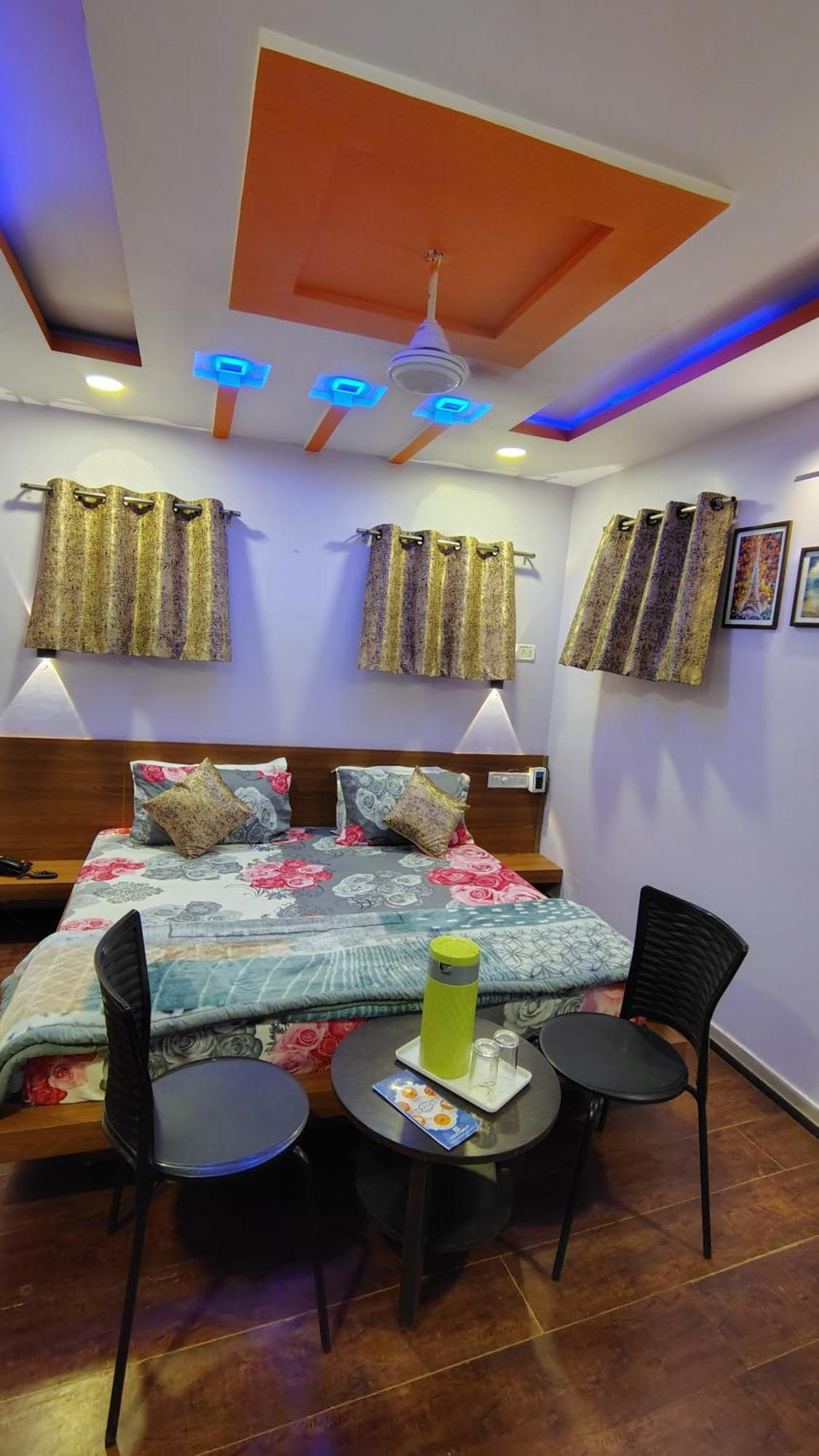 Shaleen Elegance Homestay Nakki Lake 400 Meters Mount Abu Ngoại thất bức ảnh